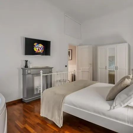 Atrhome Frattina Luxury Rome Exterior photo